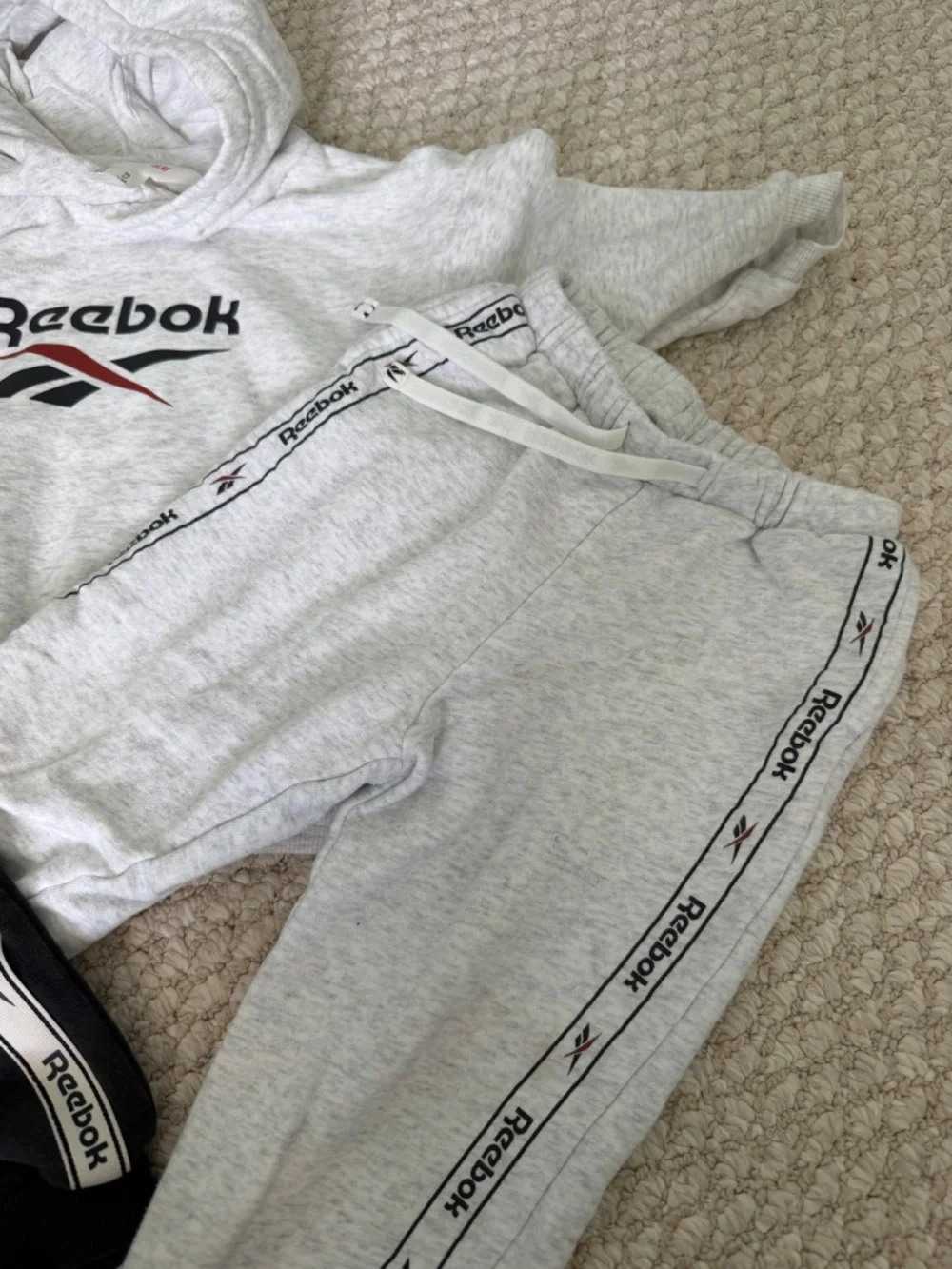 Reebok x H&M Toddler Boys 3T Tracksuit Set Hoodie Joggers 3 Piece